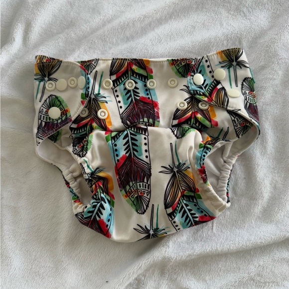 Lot of 4 Snap On Cloth Diaper Covers - Picture 8 of 13